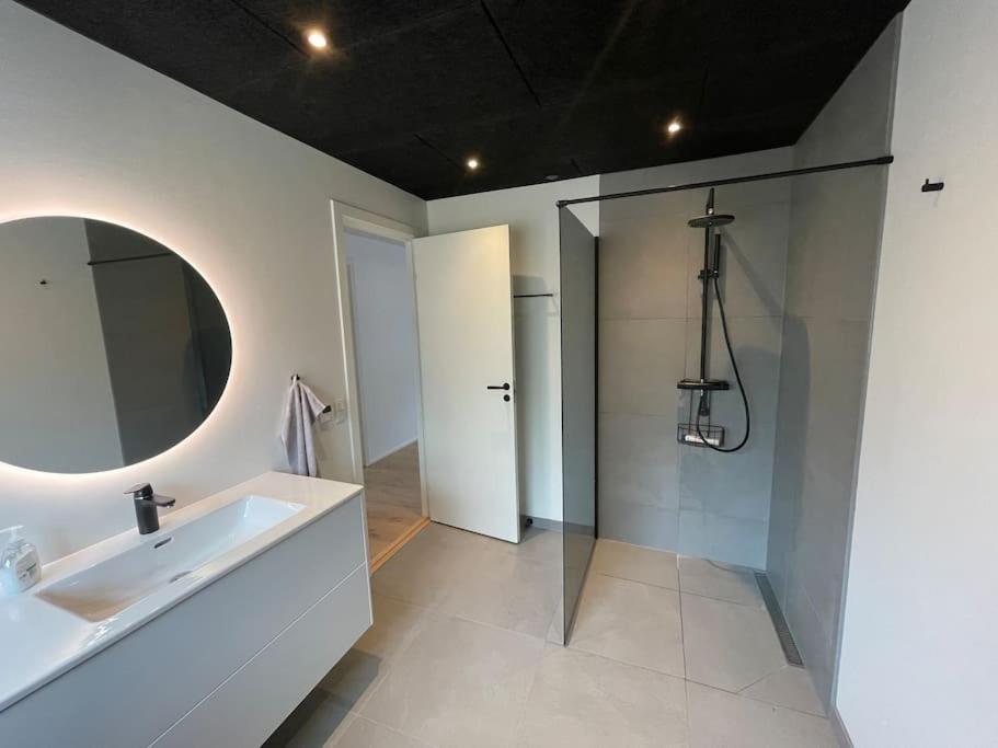 Brand New Flat In Central Klaksvík Eksteriør bilde